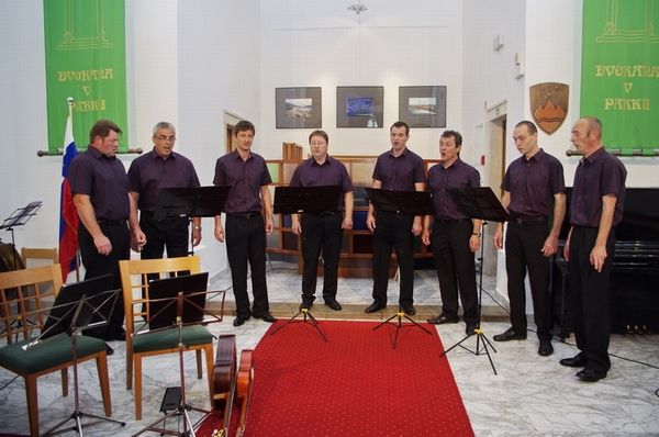 Rajhenburžani še enkrat zapeli ljubzeni, tokrat v Krškem